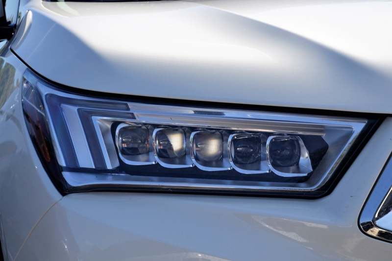 concession-auto-CARCES-min_acura-headlamp-2834131